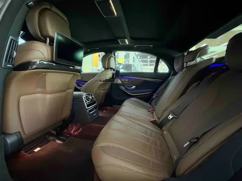 2020 Mercedes-Benz S-Класс с пробегом 222 000 км