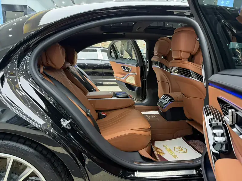 2022 Mercedes-Benz S-Класс с пробегом 61 000 км
