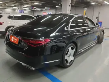 2022 Mercedes-Benz S-Класс с пробегом 70 000 км