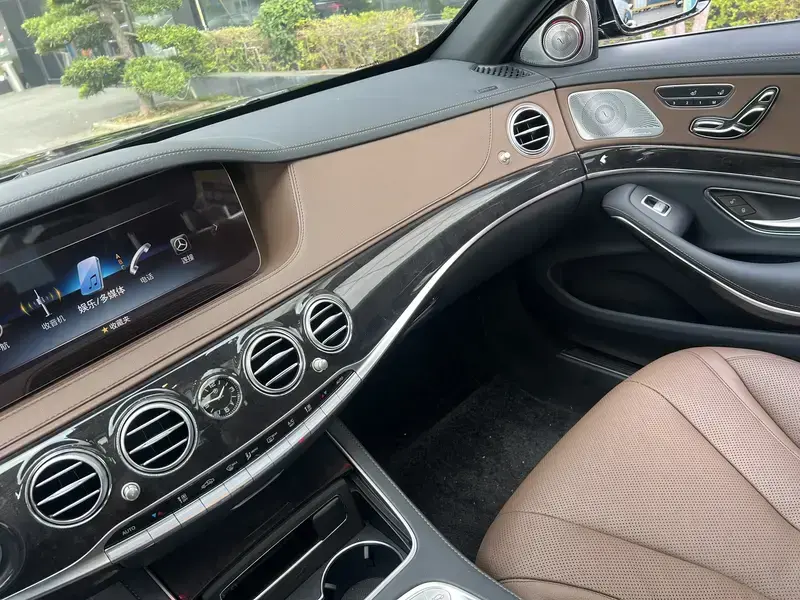 2020 Mercedes-Benz S-Класс с пробегом 18 800 км