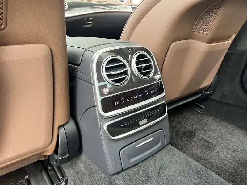 2020 Mercedes-Benz S-Класс с пробегом 18 800 км