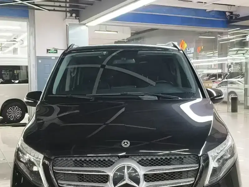 2022 Mercedes-Benz V-Класс с пробегом 91 000 км