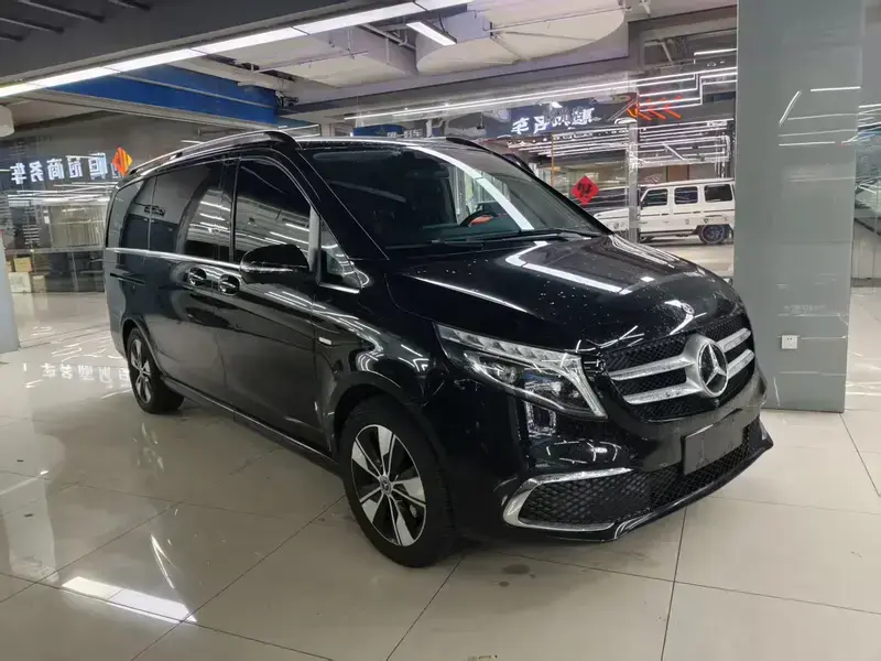 2022 Mercedes-Benz V-Класс с пробегом 91 000 км