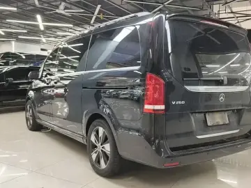2022 Mercedes-Benz V-Класс с пробегом 91 000 км