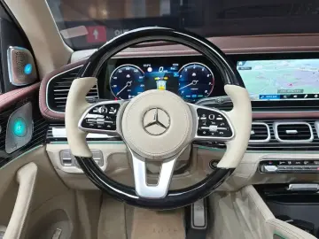 2022 Mercedes-Benz GLS с пробегом 39 443 км