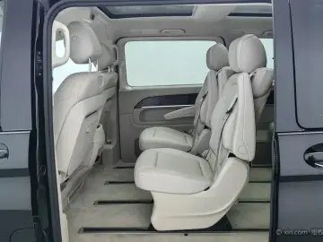 2022 Mercedes-Benz V-Класс с пробегом 73 700 км