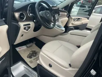 2021 Mercedes-Benz V-Класс с пробегом 59 000 км