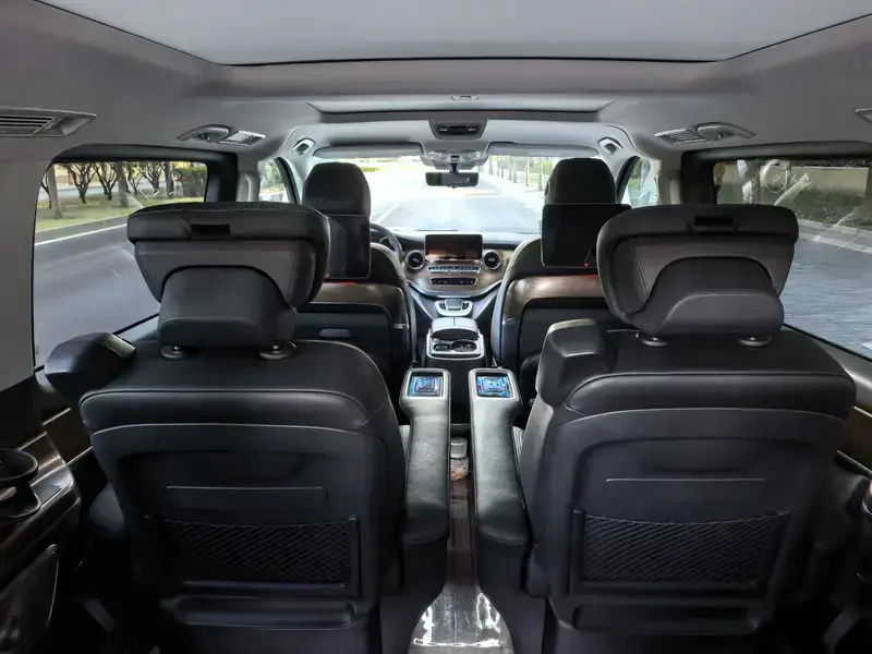 2022 Mercedes-Benz V-Класс с пробегом 51 900 км