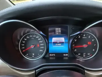 2022 Mercedes-Benz V-Класс с пробегом 51 900 км