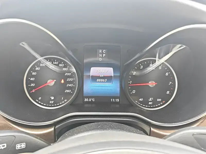 2021 Mercedes-Benz V-Класс с пробегом 88 900 км