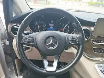 2021 Mercedes-Benz V-Класс с пробегом 88 900 км