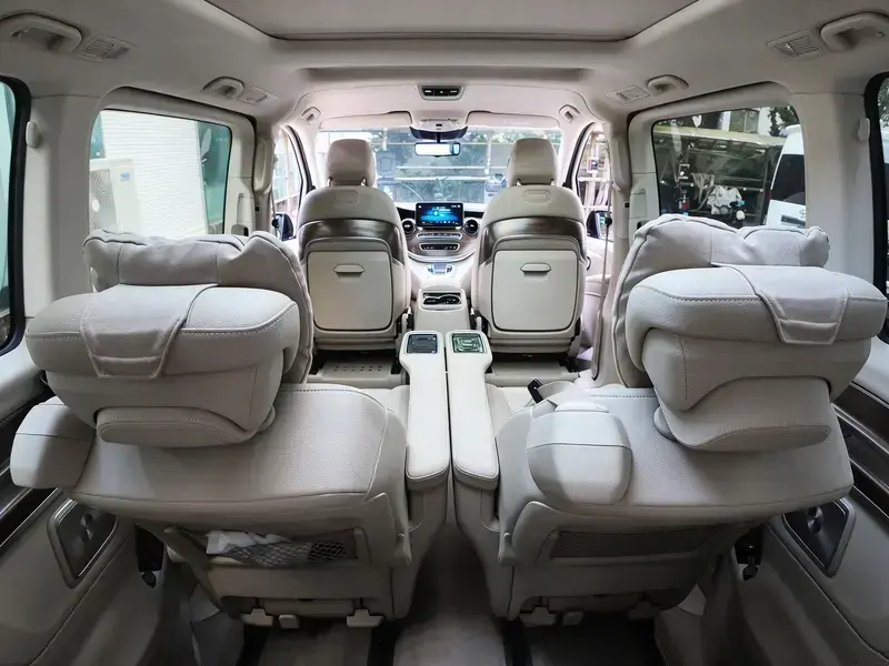 2022 Mercedes-Benz V-Класс с пробегом 70 000 км