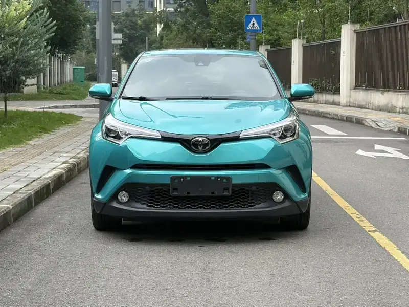 2020 Toyota C-HR с пробегом 65 000 км