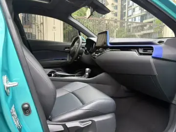 2020 Toyota C-HR с пробегом 65 000 км
