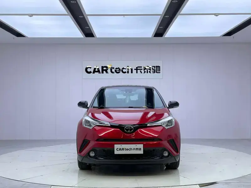 2020 Toyota C-HR с пробегом 56 000 км