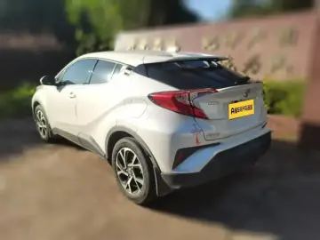2020 Toyota C-HR с пробегом 27 400 км