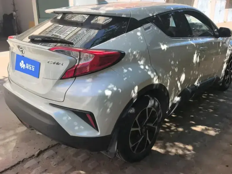 2020 Toyota C-HR с пробегом 41 000 км