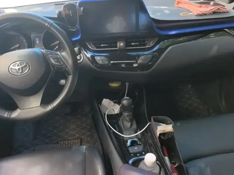 2020 Toyota C-HR с пробегом 41 000 км