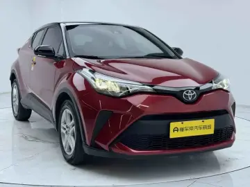 2021 Toyota C-HR с пробегом 49 800 км
