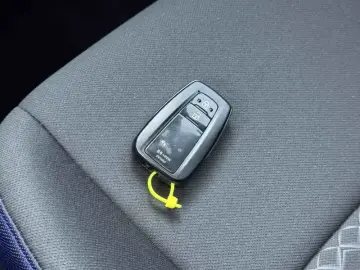 2021 Toyota C-HR с пробегом 49 800 км