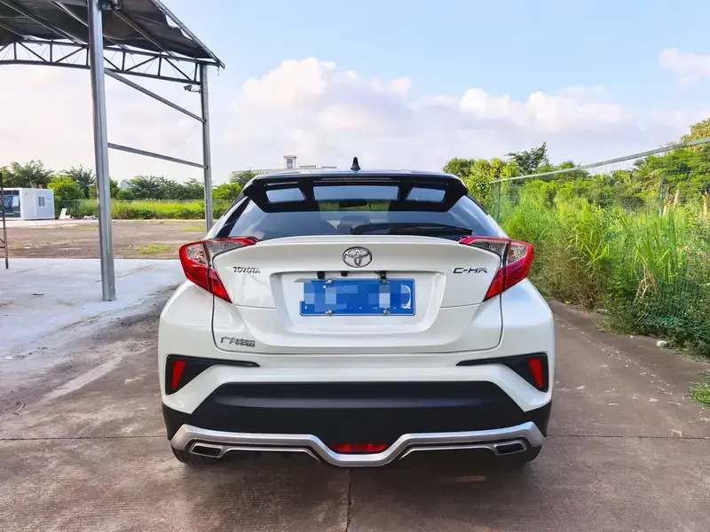 2020 Toyota C-HR с пробегом 70 000 км