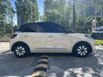 2025 Wuling Binguo с пробегом 20 000 км