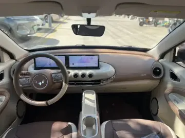 2025 Wuling Binguo с пробегом 20 000 км