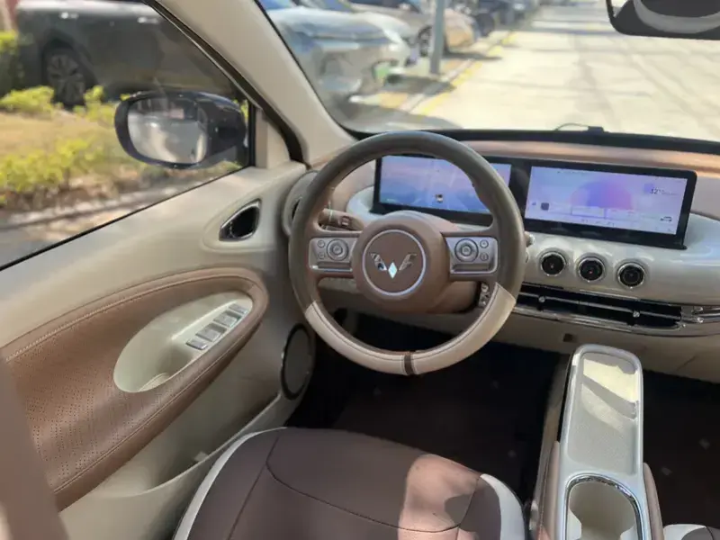 2025 Wuling Binguo с пробегом 20 000 км