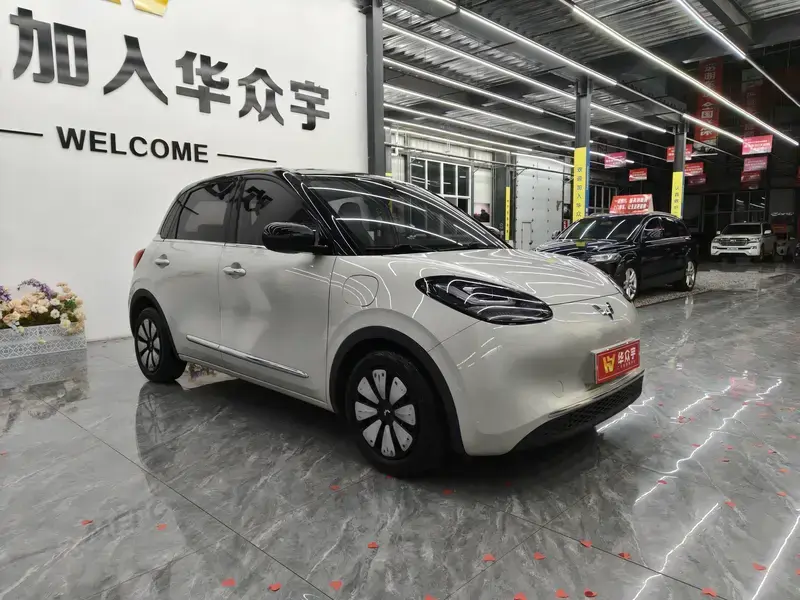 2023 Wuling Binguo с пробегом 16 000 км