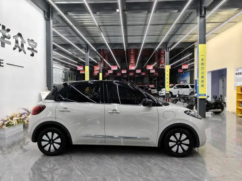 2023 Wuling Binguo с пробегом 16 000 км