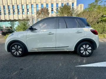 2023 Wuling Binguo с пробегом 57 000 км