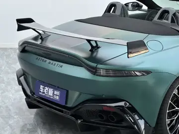 2022 Aston Martin Vantage с пробегом 7 800 км
