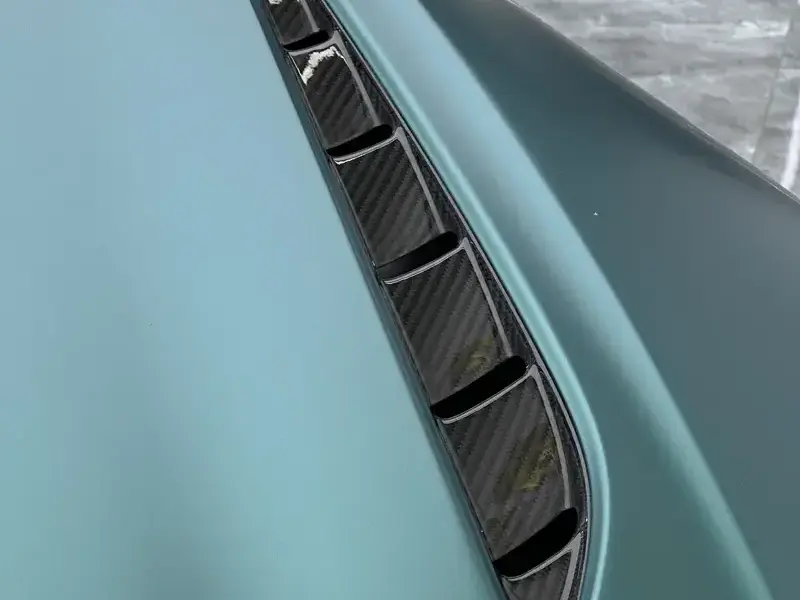 2022 Aston Martin Vantage с пробегом 7 800 км