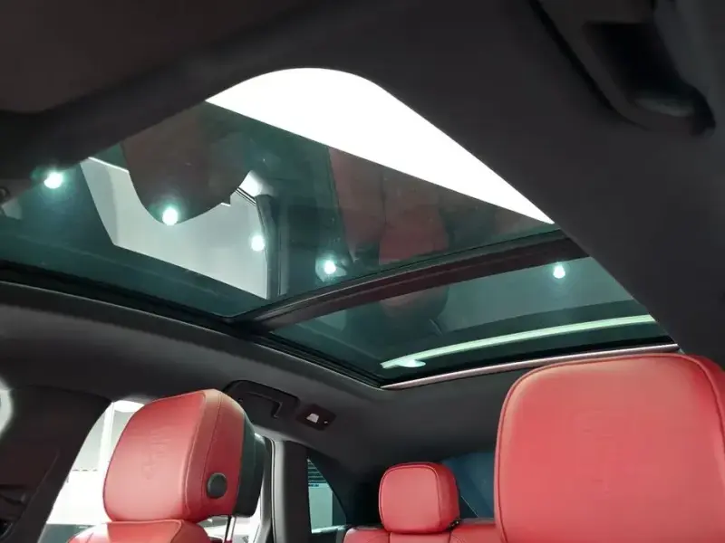 2023 Porsche Macan с пробегом 34 011 км