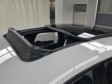 2023 Porsche Macan с пробегом 28 165 км