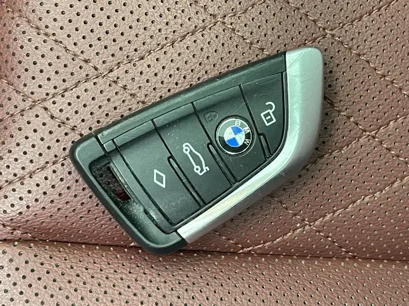 2023 BMW X3 M40i с пробегом 67 800 км