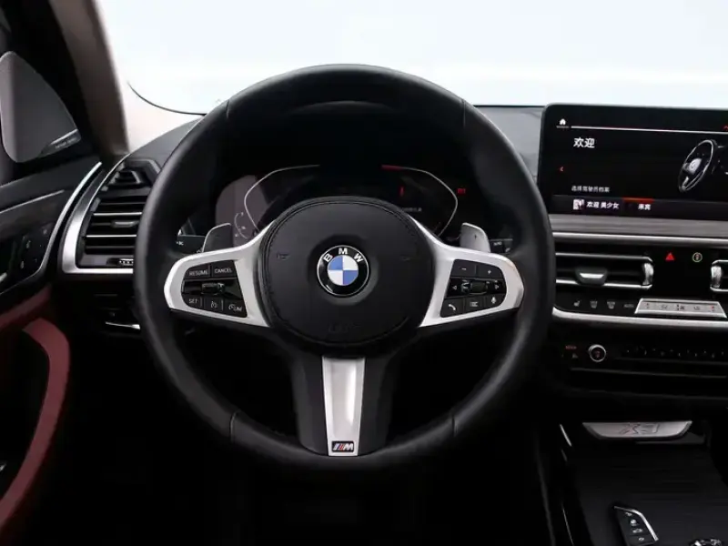 2022 BMW X3 M40i с пробегом 26 000 км