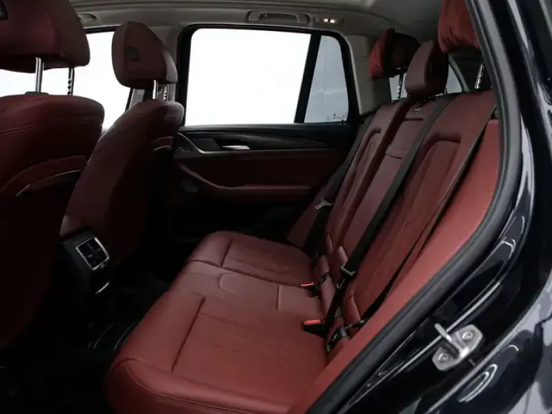 2022 BMW X3 M40i с пробегом 26 000 км