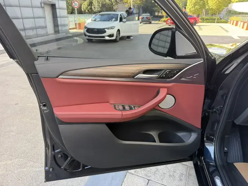 2022 BMW X3 M40i с пробегом 58 000 км