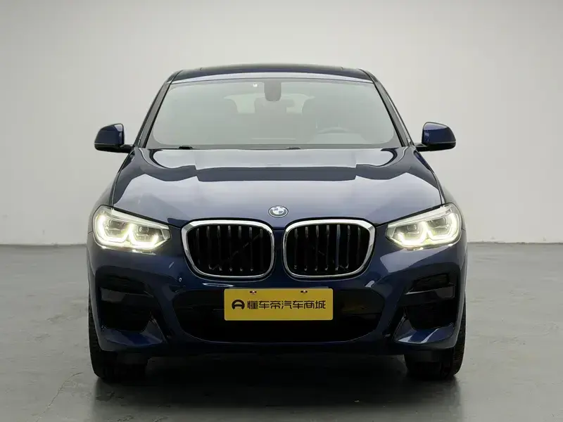 2020 BMW X4 M40i с пробегом 54 000 км