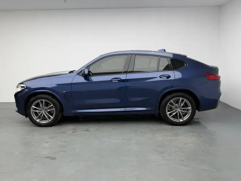 2020 BMW X4 M40i с пробегом 54 000 км