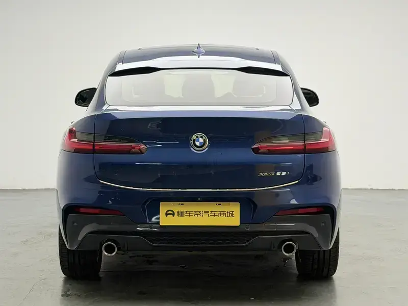 2020 BMW X4 M40i с пробегом 54 000 км