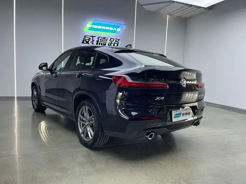 2020 BMW X4 M40i с пробегом 63 800 км