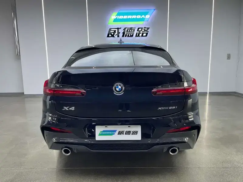 2020 BMW X4 M40i с пробегом 63 800 км