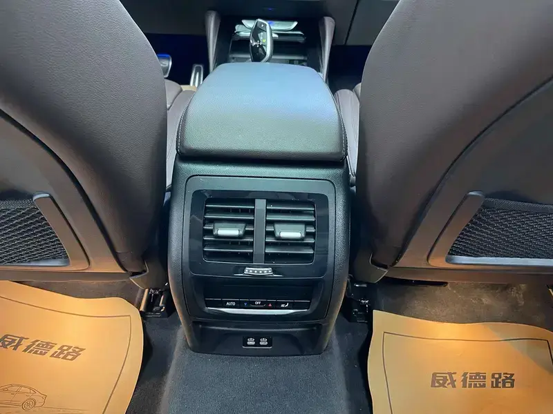 2020 BMW X4 M40i с пробегом 63 800 км