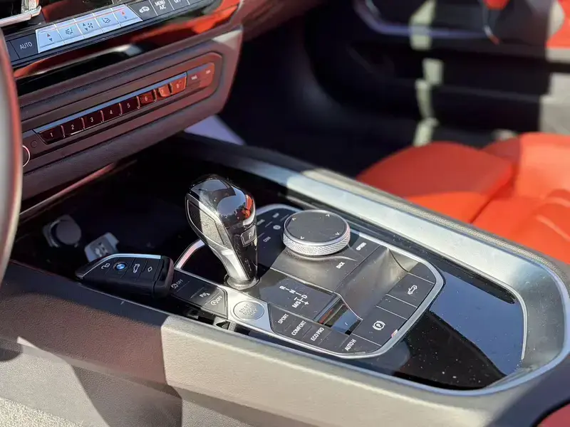 2023 BMW Z4 M40i с пробегом 9 500 км