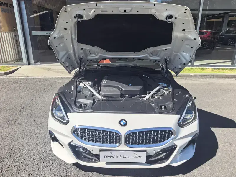 2020 BMW Z4 M40i с пробегом 33 000 км