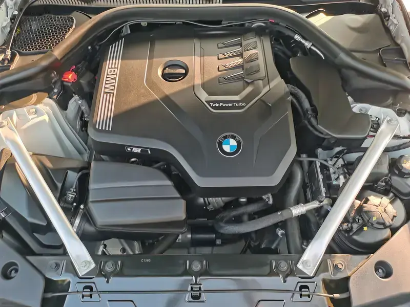2023 BMW Z4 M40i с пробегом 25 000 км