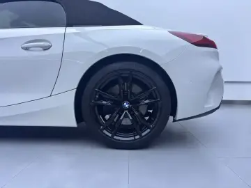2023 BMW Z4 M40i с пробегом 25 000 км
