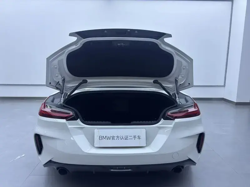 2023 BMW Z4 M40i с пробегом 25 000 км